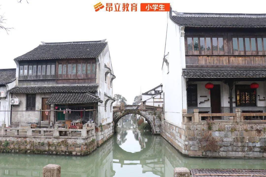漳墩镇:遵守交通法规 安全文明出行